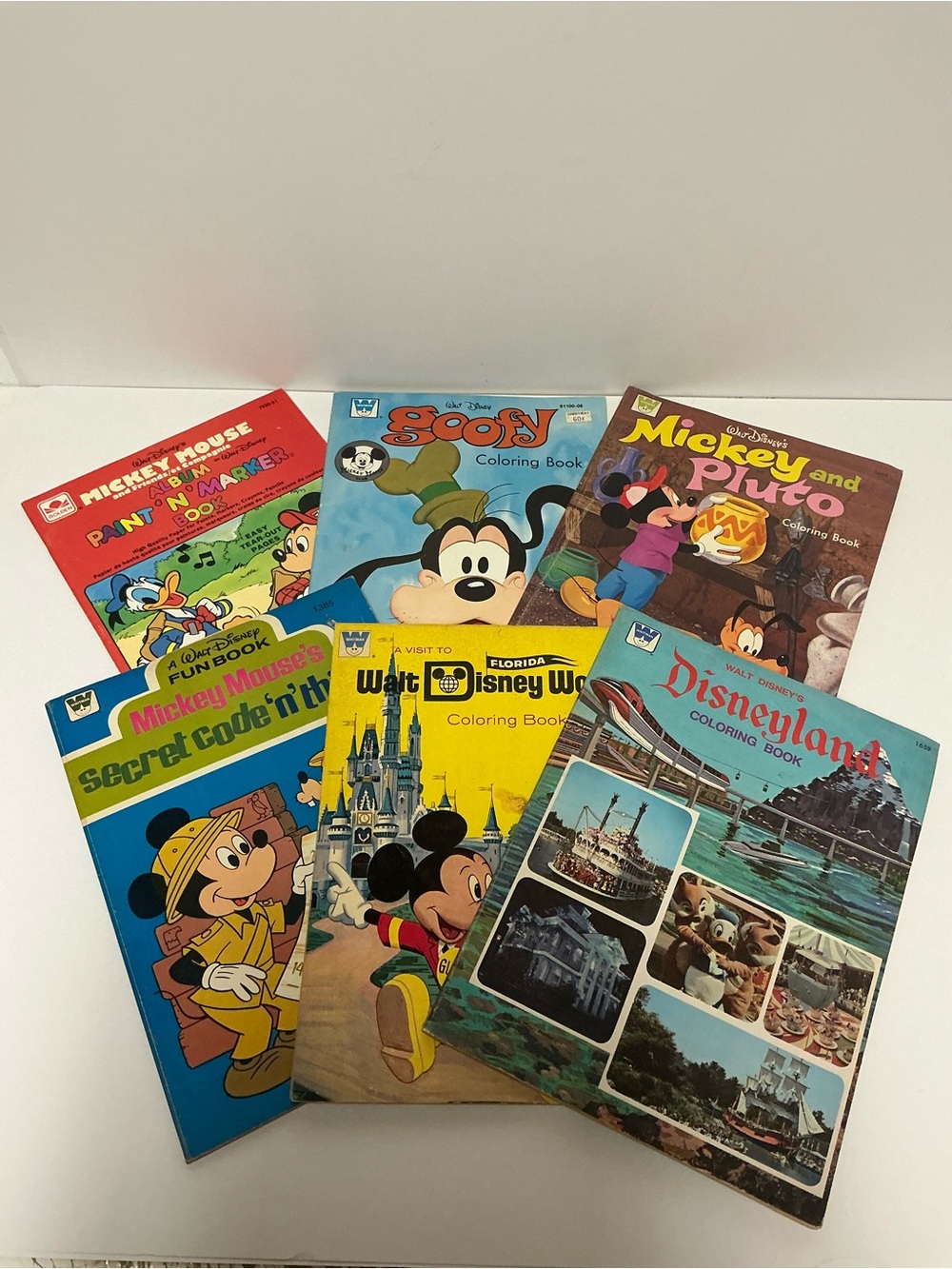 Vintage Disney Colouring Books- Disneyland Walt Disney World Mickey Mouse Goffy